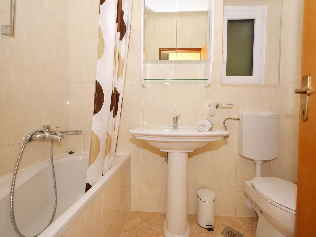 Apartment Vukadin Trogir Ngoại thất bức ảnh